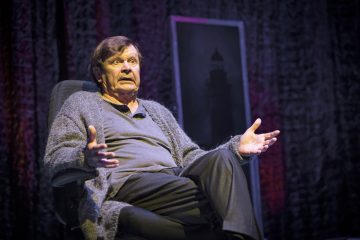 Arvoituksellisia muunnelmia – Kuvassa: Heikki Kinnunen – Kuva © Aki Loponen, Pictuner Oy