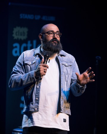 Helsingin Kaupunginteatteri - Club act!one - Ali Jahangiri - kuva: © Miika Storm Photography