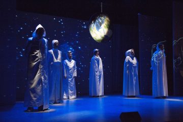 Lilla Teatern – Det ordnar sig, sapiens! – foto © Henrik Schütt