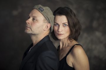 Helsingfors stadsteater - Eget och lånat /
Omaa ja lainattua 
– Jonna Järnefelt & Jussi Tuurna -konsert - 
Foto Jouni Harala