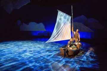 Helsingin Kaupunginteatteri – Myrskyluodon Maija – Kuvassa Laura Alajääski ja Aaro Wichmann – Kuva © Tapio Vanhatalo