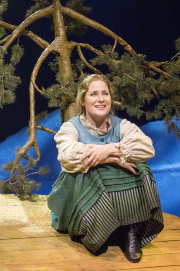 Helsingin Kaupunginteatteri – Myrskyluodon Maija – Kuvassa Laura Alajääski - Kuva © Tapio Vanhatalo