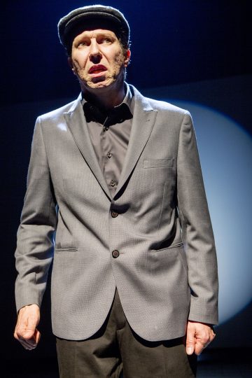 Helsingin Kaupunginteatteri - 
Palvelija - 
Kuvassa: Martti Suosalo - 
Kuva ©Tapio Vanhatalo