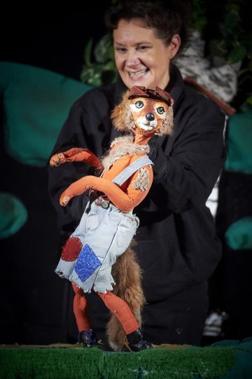 TEATTERI HEVOSENKENKÄ – Kani Untuvakerä –Kuva © Pekka Elomaa