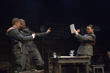 Lilla Teatern – Vinterkriget - here we go again – På bilden Kris Gummerus, Joachim Wigelius och Anja Bargum – Foto © Henrik Schütt