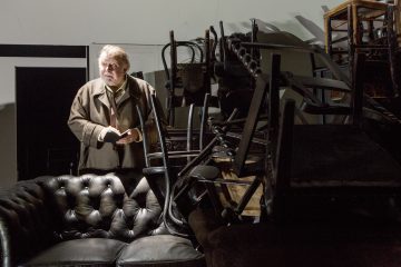 Helsingin Kaupunginteatteri – Hinta – Kuvassa  Esko Salminen – Kuva © Tapio Vanhatalo