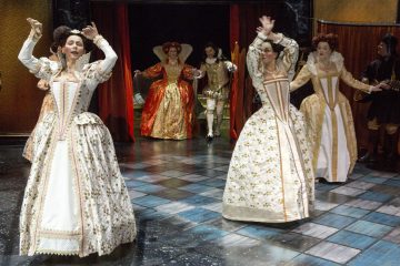 Helsingin Kaupunginteatteri – Rakastunut Shakespeare – Kuvassa Kirsi Karlenius, Helena Haaranen, Risto Kaskilahti, Heidi Naakka, Inka Tiitinen – Kuva Tapio Vanhatalo