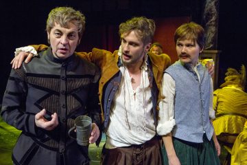 Helsingin Kaupunginteatteri – Rakastunut Shakespeare – Kuvassa Rauno Ahonen, Heikki Ranta ja Miila Virtanen – Kuva Tapio Vanhatalo