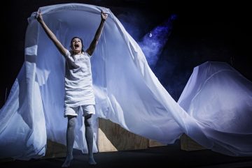 Lilla Teatern – Sommarboken – På bilden Jessica Grabowsky – Foto © Cata Portin