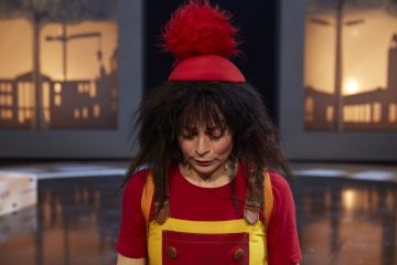 Helsingin Kaupunginteatteri – Mörköooppera – Kuvassa Sanna Majuri – Kuva © Tom Röllich