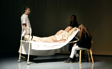 Helsingin Kaupunginteatteri – 
Nuori näyttämö -festivaali – Hakiksen draamaryhmä – Kuva © Päivi Pulkkila