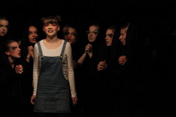 Helsingin Kaupunginteatteri – 
Nuori näyttämö -festivaali – Kallion lukio – Kuva © Aysha Lempeä