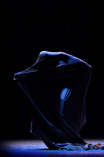 Helsingin Kaupunginteatteri – Bonfire: The Wandering Bands Of Storytelling Sapiens – Kuva © Katri Naukkarinen