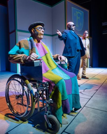 Helsingin Kaupunginteatteri – Fingerpori – Kuvassa Pekka Huotari, Antti Timonen, Jari Pehkonen – Kuva © Miika Storm