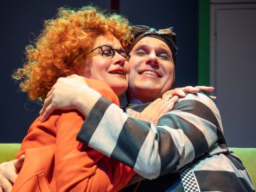 Helsingin Kaupunginteatteri – Fingerpori – Kuvassa Leenamari Unho, Antti Timonen – Kuva © Miika Storm