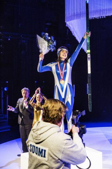 Helsingin Kaupunginteatteri – Tahto – Kuvassa Rauno Ahonen, Linda Zilliacus, Santeri Kinnunen, Sanna-June Hyde – Kuva © Robert Seger/Moment