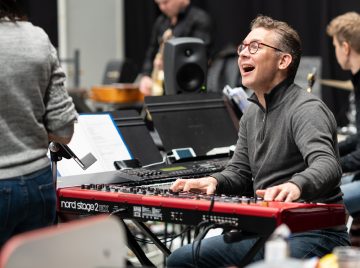 Helsingin Kaupunginteatteri – ShedHelsinki – Metsän joulu – Kuva © Luukas Salin / Rabbit Visuals