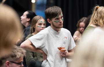 Helsingin Kaupunginteatteri – ShedHelsinki – Metsän joulu – Kuva © Luukas Salin / Rabbit Visuals