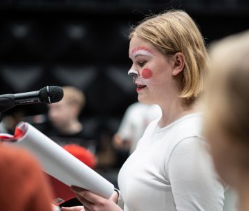 Helsingin Kaupunginteatteri – ShedHelsinki – Metsän joulu – Kuva © Luukas Salin / Rabbit Visuals