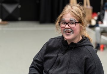 Helsingin Kaupunginteatteri – ShedHelsinki – Metsän joulu – Kuva © Luukas Salin / Rabbit Visuals