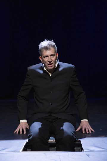 Lilla Teatern – Sufflören – På bilden Joachim Wigelius – Foto © Robert Seger