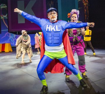 Helsingin Kaupunginteatteri – Tatu ja Patu Helsingissä – Kuvassa Paavo Kerosuo, Leenamari Unho – Kuva Robert Seger