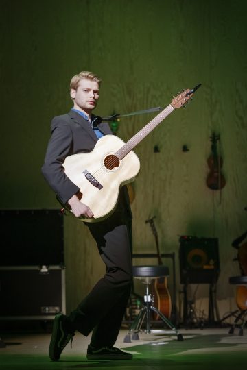 Lilla Teatern – Once – På bilden Alexander Wendelin – Foto  Otto-Ville Väätäinen