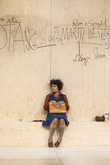 Lilla Teatern – Män kan inte våldtas – På bilden Minttu Mustakallio – Foto Sanni Siira