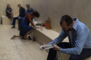 Lilla Teatern – Män kan inte våldtas – På bilden Robert Kock – Foto Sanni Siira