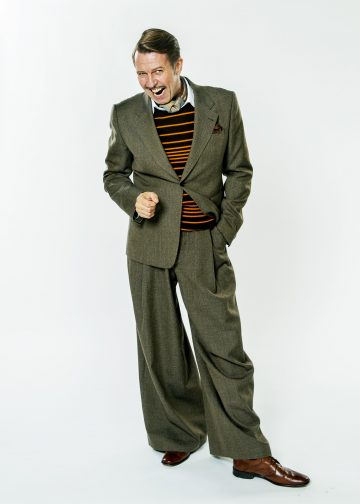 Helsingin Kaupunginteatteri – Turvamies – Kuvassa Martti Suosalo – Kuva Robert Seger