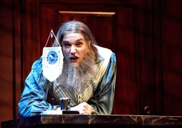 Helsingin Kaupunginteatteri – Baskervillen koira – Kuvassa Sauli Suonpää – Kuva Jaakko Vuorenmaa