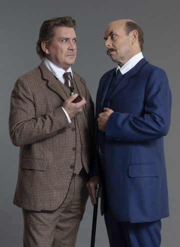 Helsingin Kaupunginteatteri – Baskervillen koira – Kuvassa Santeri Kinnunen ja Risto Kaskilahti – Kuva Henrik Schütt