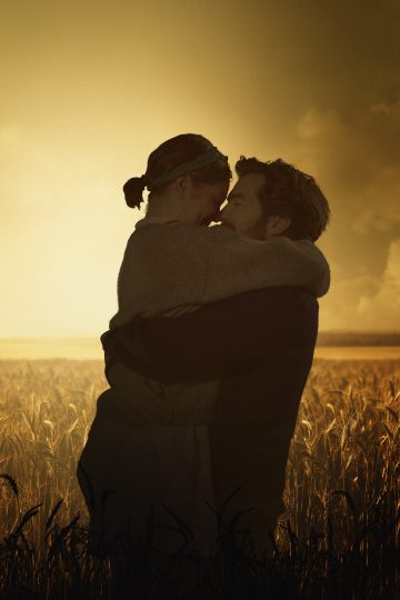 Helsingin Kaupunginteatteri – Niin kuin taivaassa– Kuvassa Oona Airola  ja Tuukka Leppänen – Kuva Otto-Ville Väätäinen