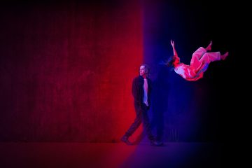 Helsingin Kaupunginteatteri – Gravity – Kuva Petra Tiihonen