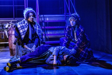 Helsingin Kaupunginteatteri – Saiturin joulu – Kuva Robert Seger