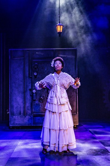 Helsingin Kaupunginteatteri – Saiturin joulu – Kuva Robert Seger