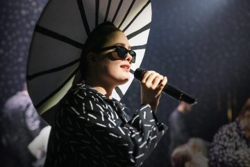 Lilla Teatern – Kris och katastrof i Mumindalen – På bilden Lumi Aunio  – Foto Otto-Ville Väätäinen