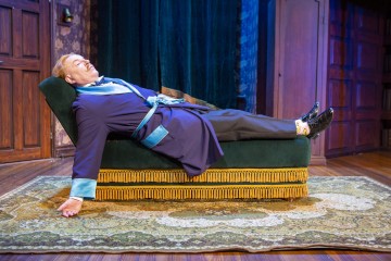 Helsingin Kaupunginteatteri– Näytelmä joka menee pieleen – Kuvassa Jari Pehkonen – Kuva Tapio Vanhatalo