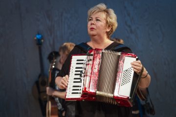 Lilla Teatern – Once – Kuvassa Pia Runnakko – Kuva Otto-Ville Väätäinen