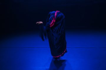 Helsingin Kaupunginteatteri – Kolme teosta kontaktista – Soidinmenot – Kuvassa Justus Pienmunne – Kuva Kai Kuusisto