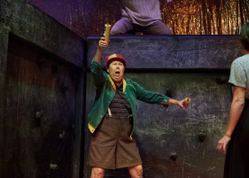 Helsingin Kaupunginteatteri – Lilla Teatern – Min fantastiska väninna – På bilden Pia Runnakko – Foto Ilkka Saastamoinen