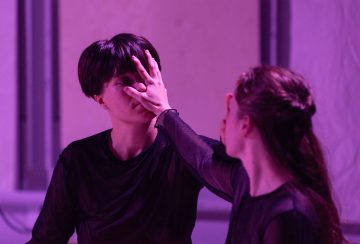 Helsingin Kaupunginteatteri – Nykyesityksen näyttämö – Eeva Juutinen – olO – Kuva Katri Naukkarinen