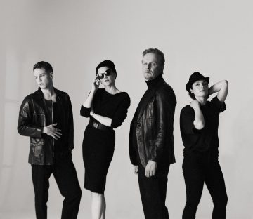 Helsingin Kaupunginteatteri – Fanny ja Alexander– Kuvassa Olavi Uusivirta, Anna-Maija Tuokko, Eero Aho ja Elena Leeve – Kuva Ilkka Saastamoinen