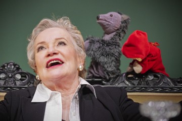 Helsingin Kaupunginteatteri – Fanny ja Alexander – Kuvassa Rea Mauranen – Kuva Otto-Ville Väätäinen