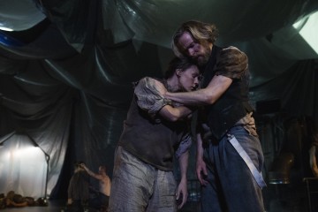 Helsingin Kaupunginteatteri – HDC – Lomonosovin Moottori – Kuva Kai Kuusisto