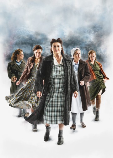 Helsingin Kaupunginteatteri – Ei kertonut katuvansa – Kuvassa Heidi Herala, Aino Seppo, Seidi Haarla, Ursula Salo ja Lumi Aunio – Kuvat Robert Seger