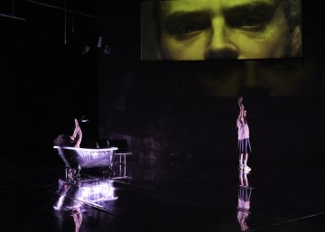 Helsingin Kaupunginteatteri - Kuka tappoi bambin? - Kuvaaja: Noora Geagea