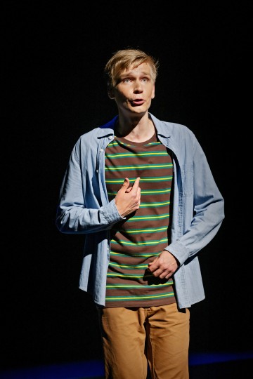 Helsingin Kaupunginteatteri – Rakas Evan Hansen – Kuvassa Julius Suominen – Kuva Otto-Ville Väätäinen