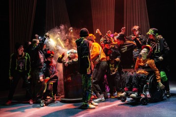 Helsingin Kaupunginteatteri - Lumikuningatar/Shed - Kuvaaja: Robert Seger