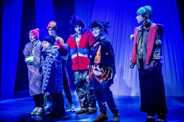 Helsingin Kaupunginteatteri - Lumikuningatar/Shed - Kuvaaja: Robert Seger